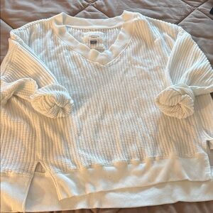 American Eagle Outfitters White V-Neck Sweatshirt